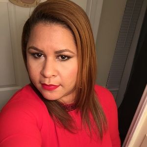 Meet your Posher, Anyi